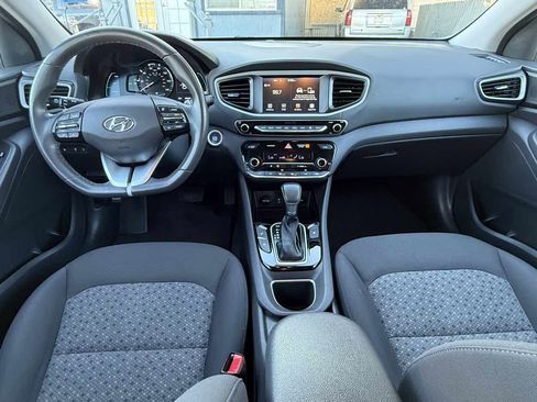 Used 2019 Hyundai Ioniq Plug-In Hybrid image 26