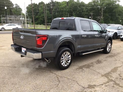 New 2026 Ford F150 XLT w/ Equipment Group 302A MID AWD/4WD image 8