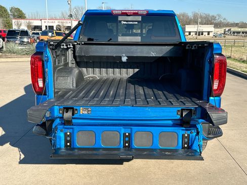 Used 2024 GMC Sierra 1500 AT4 w/ Technology Package image 25