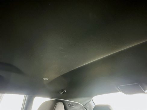 Used 2022 Dodge Challenger GT image 21