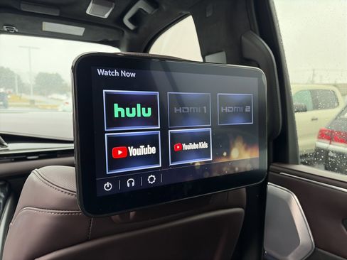 Used 2023 Cadillac Escalade ESV V w/ LPO, ONYX Package image 27