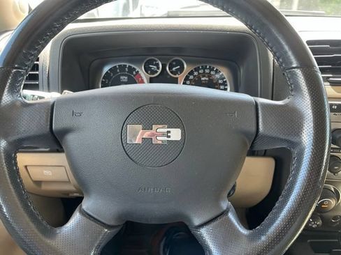 Used 2008 HUMMER H3 Luxury AWD/4WD image 11