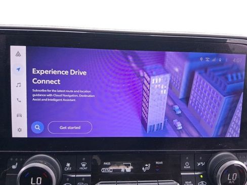 Used 2023 Toyota Highlander XLE FWD image 21