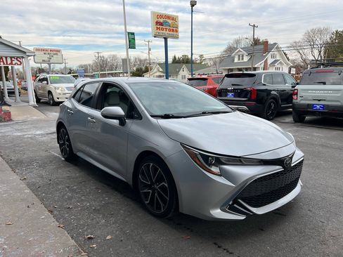 Used 2019 Toyota Corolla XSE image 4