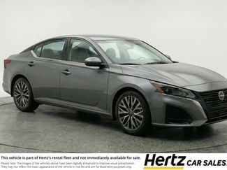 Used 2025 Nissan Altima 2.5 SV video 1