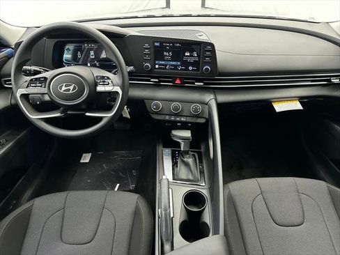 New 2026 Hyundai Elantra SE FWD image 20