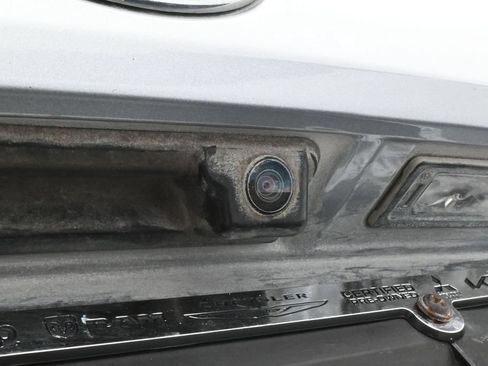 Used 2024 Volkswagen Taos S FWD image 29