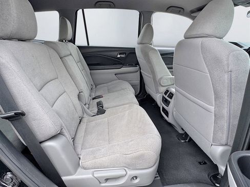 Used 2020 Honda Pilot EX image 23