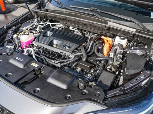 Used 2022 Lexus NX 450h+ F Sport image 25