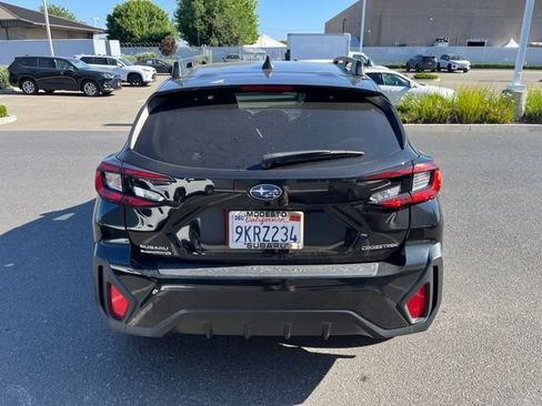 Used 2024 Subaru Crosstrek 2.0i Premium AWD/4WD image 6