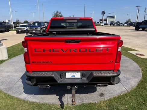 Used 2021 Chevrolet Silverado 1500 LT Trail Boss w/ Convenience Package II image 6
