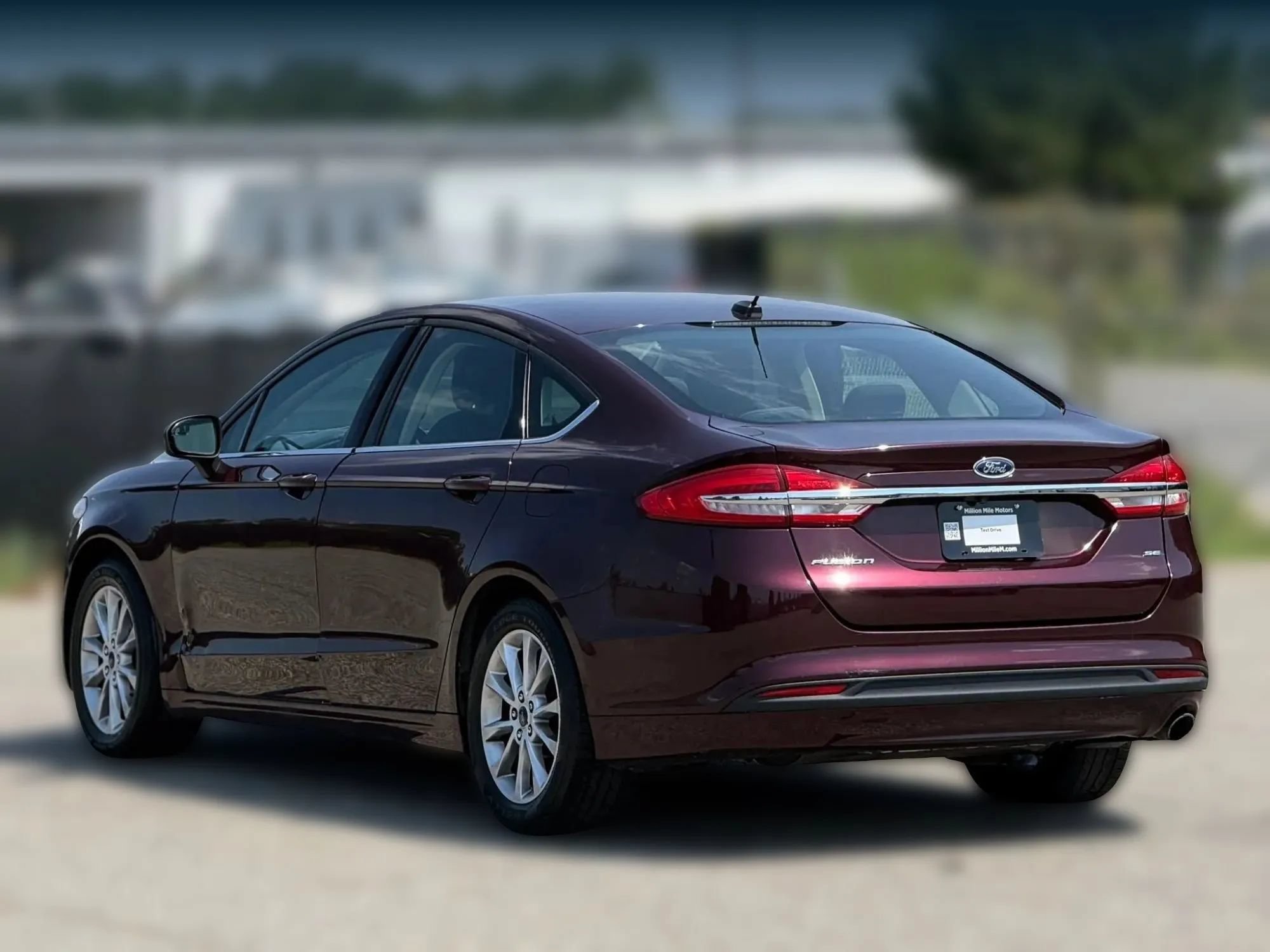 Used 2017 Ford Fusion SE FWD image 10