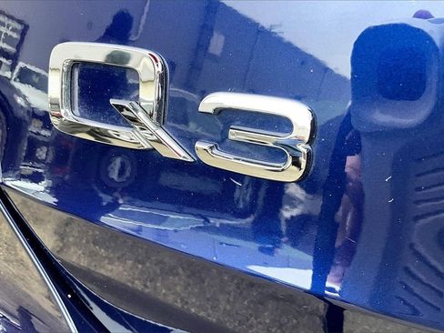 Used 2025 Audi Q3 2.0T Premium w/ Convenience Package image 24