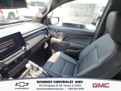 New 2025 GMC Canyon Elevation w/ Convenience Package image 16