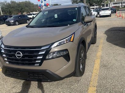 Used 2025 Nissan Rogue SV w/ SV Premium Package