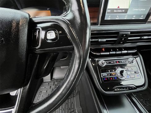 Certified 2022 Lincoln Corsair Reserve w/ Equipment Group 201A image 14