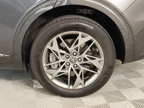 Used 2024 Genesis GV70 2.5T image 18