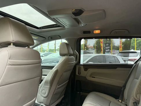 Used 2019 Honda Odyssey EX-L image 24