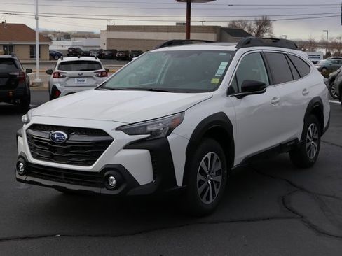 Certified 2025 Subaru Outback Premium w/ Popular Package #1A image 7