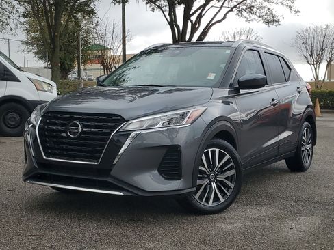 Certified 2021 Nissan Kicks SV image 32