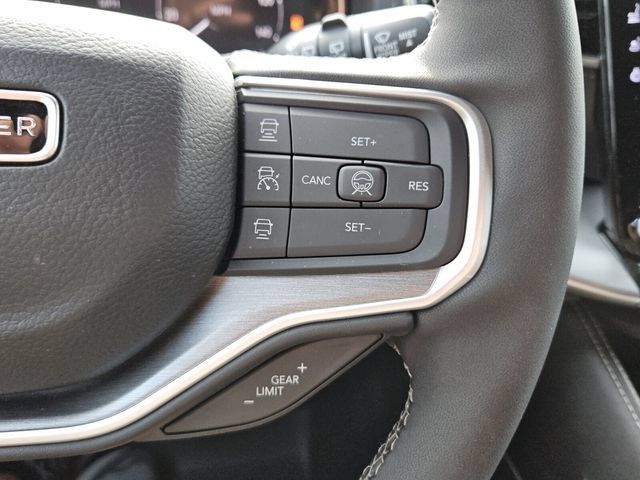 New 2026 Jeep Grand Wagoneer Limited AWD/4WD image 23