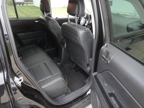 Used 2017 Jeep Patriot High Altitude image 17