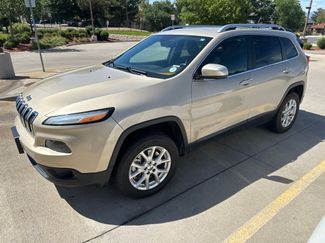 Used 2014 Jeep Cherokee Latitude w/ Comfort/Convenience Group AWD/4WD video 1
