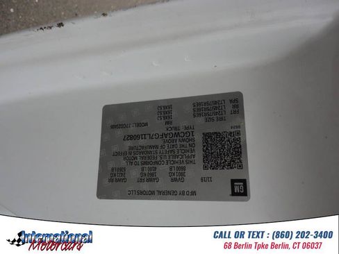 Used 2020 Chevrolet Express 2500 w/ Enhanced Convenience Package RWD image 8