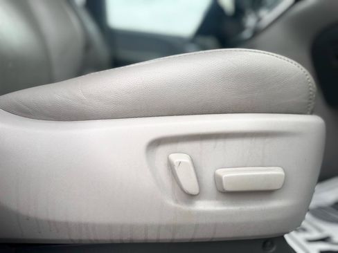 Used 2018 Toyota Sienna XLE FWD image 54