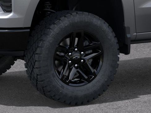 New 2026 Chevrolet Silverado 1500 Custom Trail Boss AWD/4WD image 9