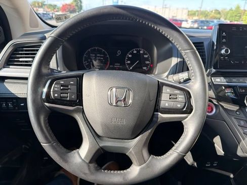 Used 2025 Honda Odyssey EX-L image 11