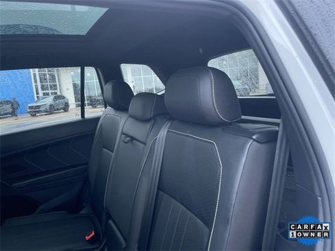Used 2023 Volkswagen Tiguan SE R-Line image 26