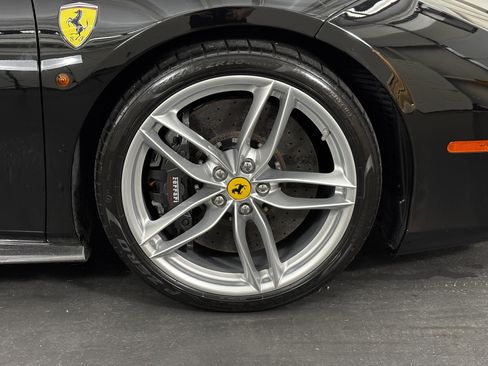 Used 2016 Ferrari 488 GTB RWD image 11
