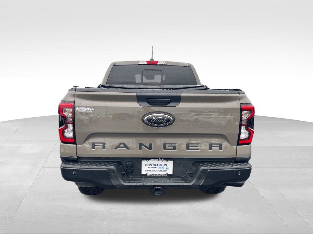 Used 2025 Ford Ranger XLT w/ Equipment Group 301A High AWD/4WD image 4