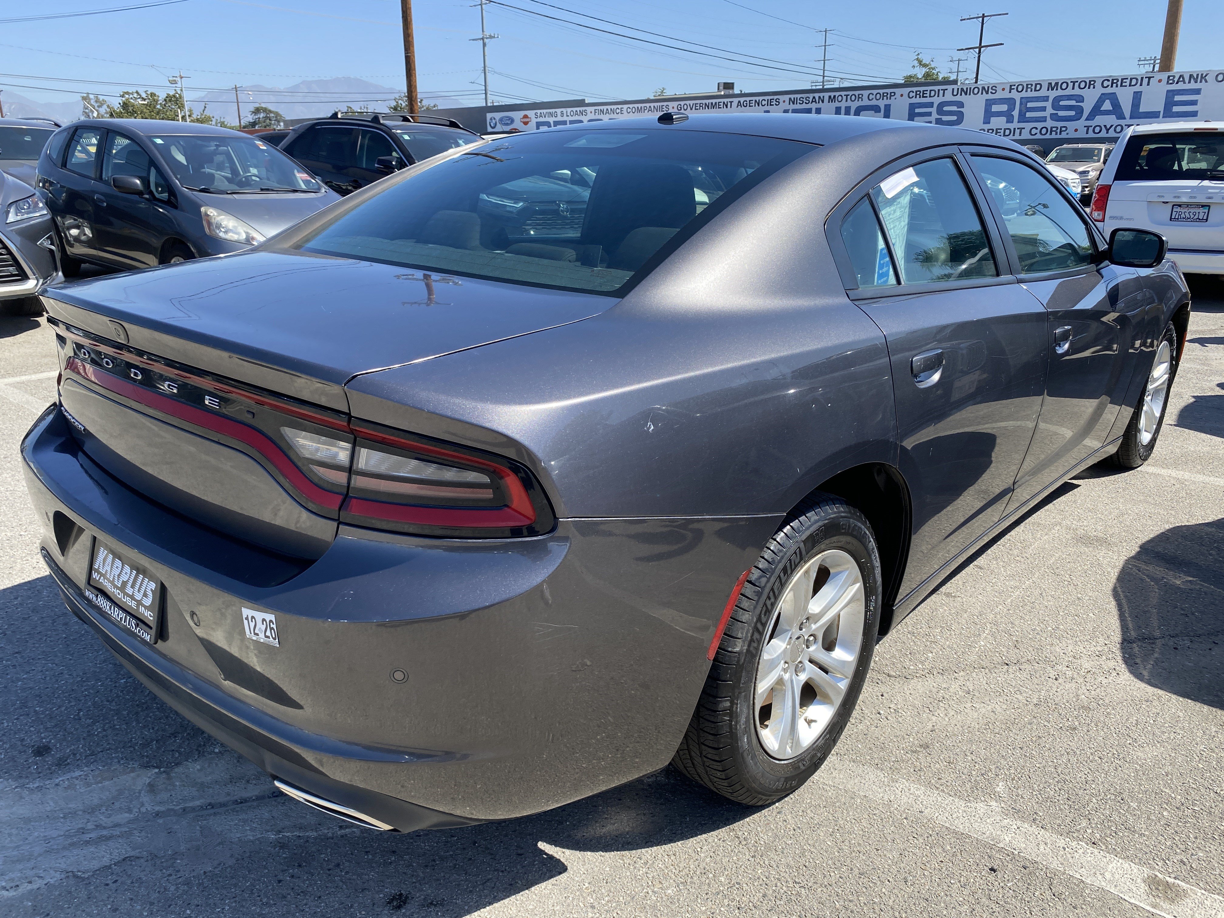 Used 2022 Dodge Charger SXT RWD image 8