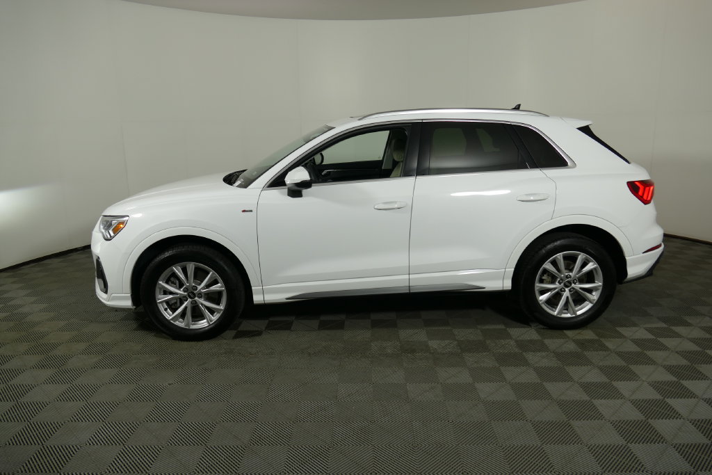 Used 2025 Audi Q3 2.0T Premium AWD/4WD image 6