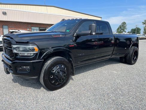 Used 2020 RAM 3500 Laramie AWD/4WD image 2
