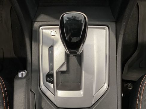 Used 2021 Subaru Crosstrek 2.0i Premium w/ Moonroof Package image 29