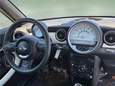 Used 2013 MINI Cooper Coupe FWD image 9