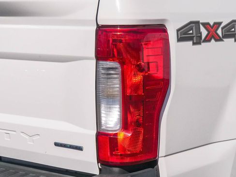 Used 2018 Ford F350 XL AWD/4WD image 10