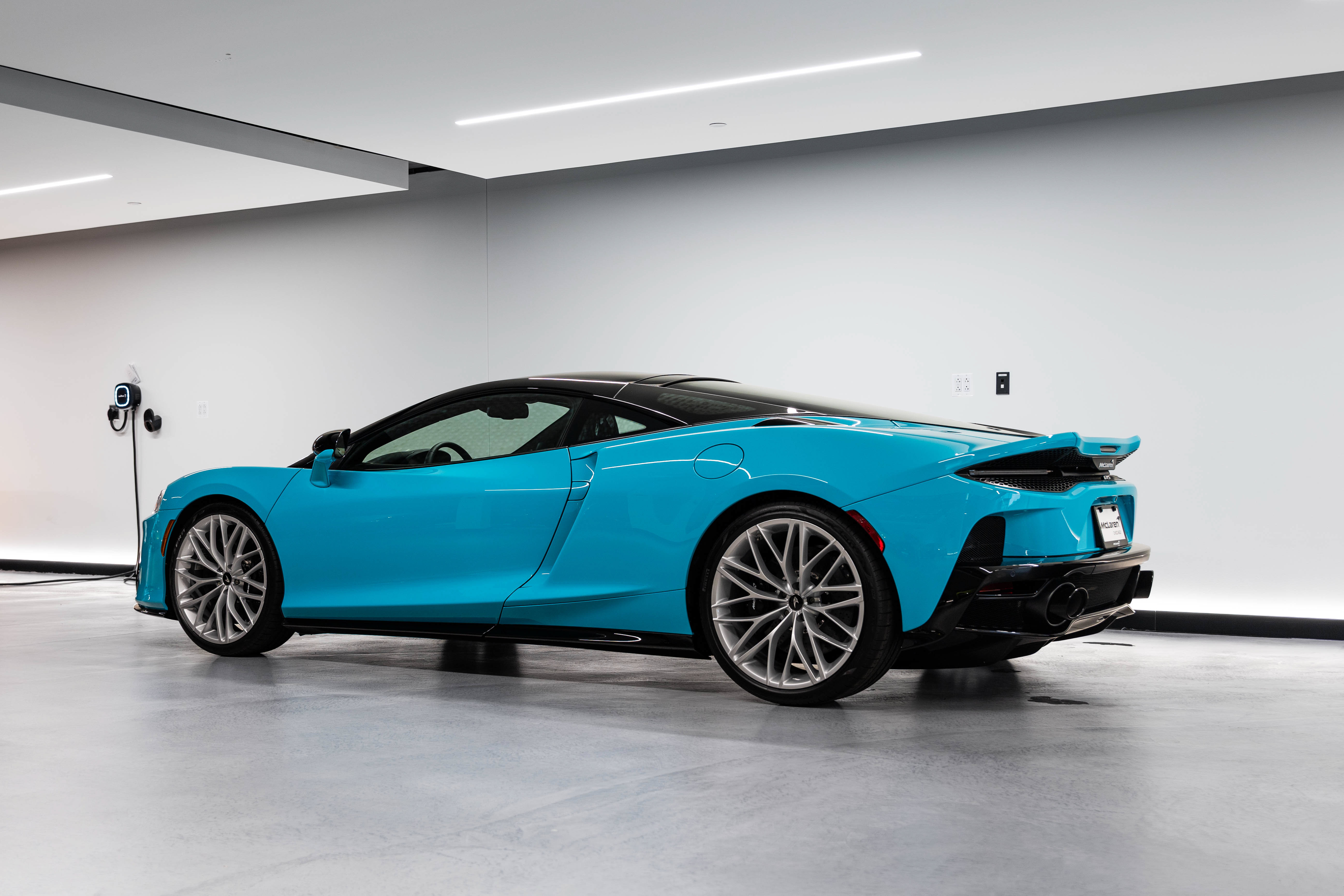 New 2027 McLaren GTS RWD image 15