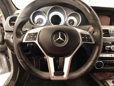 Used 2014 Mercedes-Benz C 250 C 250 Luxury Sedan 4D w/ Multimedia Package image 25
