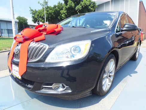 Used 2012 Buick Verano Leather FWD image 5