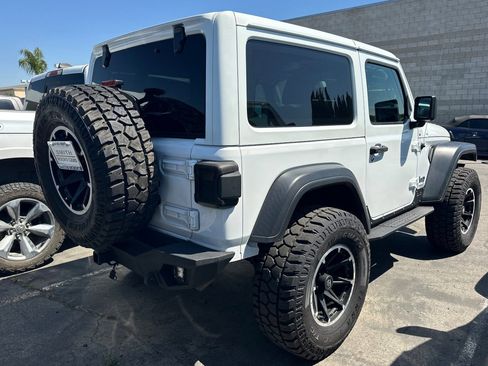 Used 2021 Jeep Wrangler Sport AWD/4WD image 7