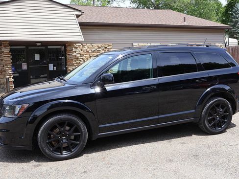 Used 2018 Dodge Journey SXT w/ Blacktop Package AWD/4WD image 4
