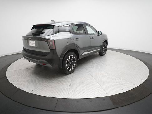 Certified 2025 Nissan Kicks SV image 35