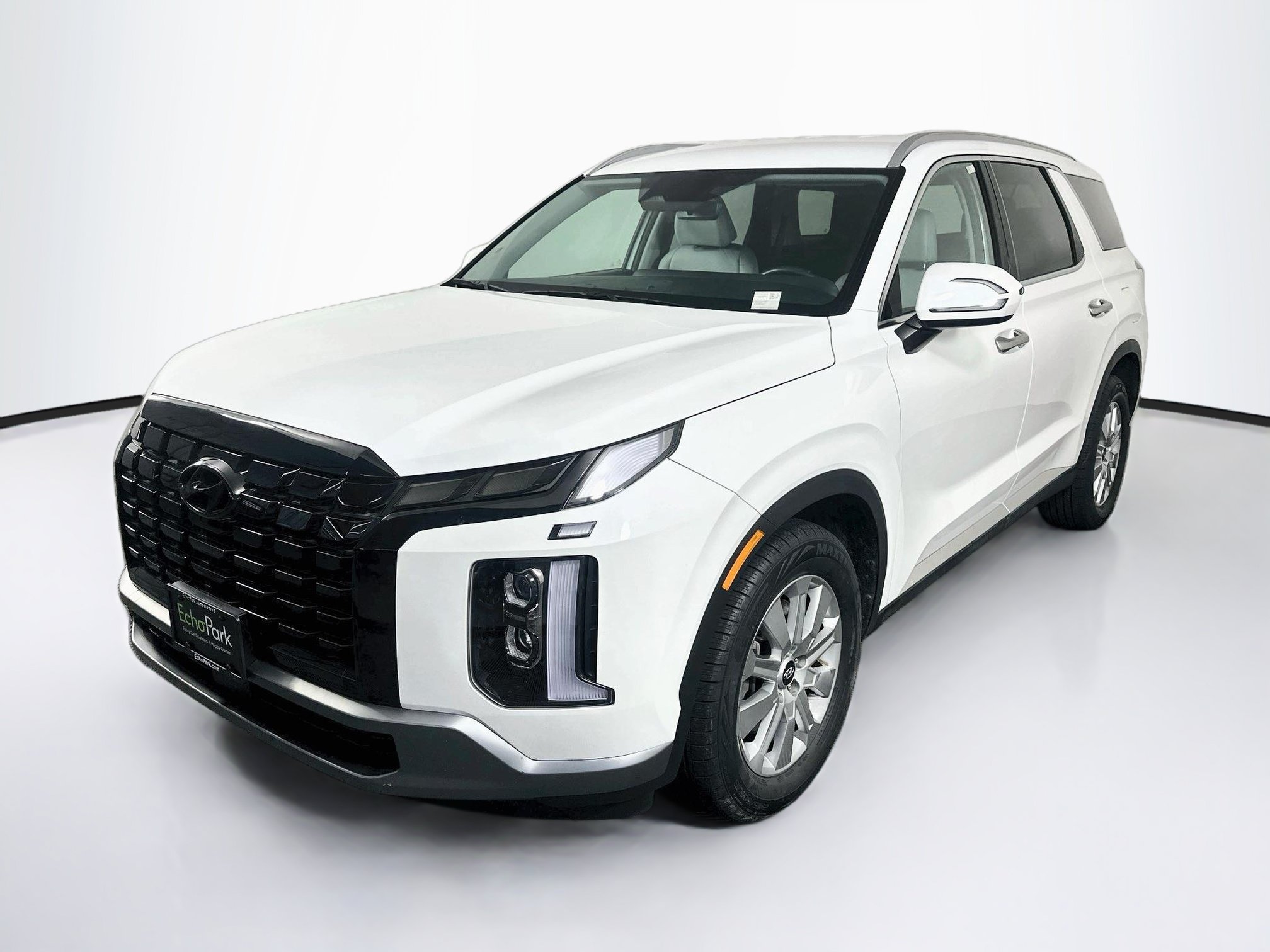 Used 2025 Hyundai Palisade SEL FWD image 3