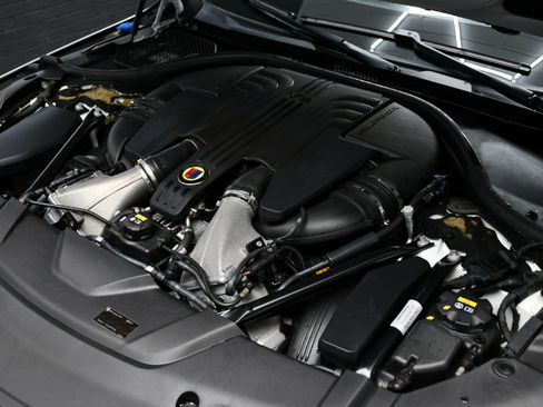 Used 2018 BMW ALPINA B7 xDrive image 17
