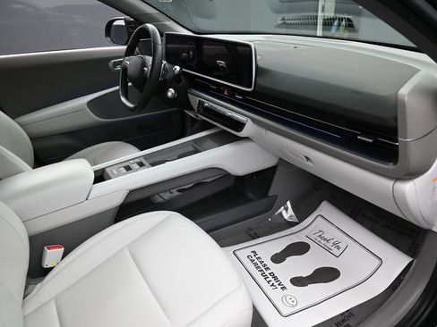 Used 2023 Hyundai Ioniq 6 SEL image 38