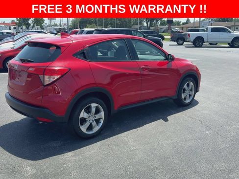 Used 2018 Honda HR-V LX image 8